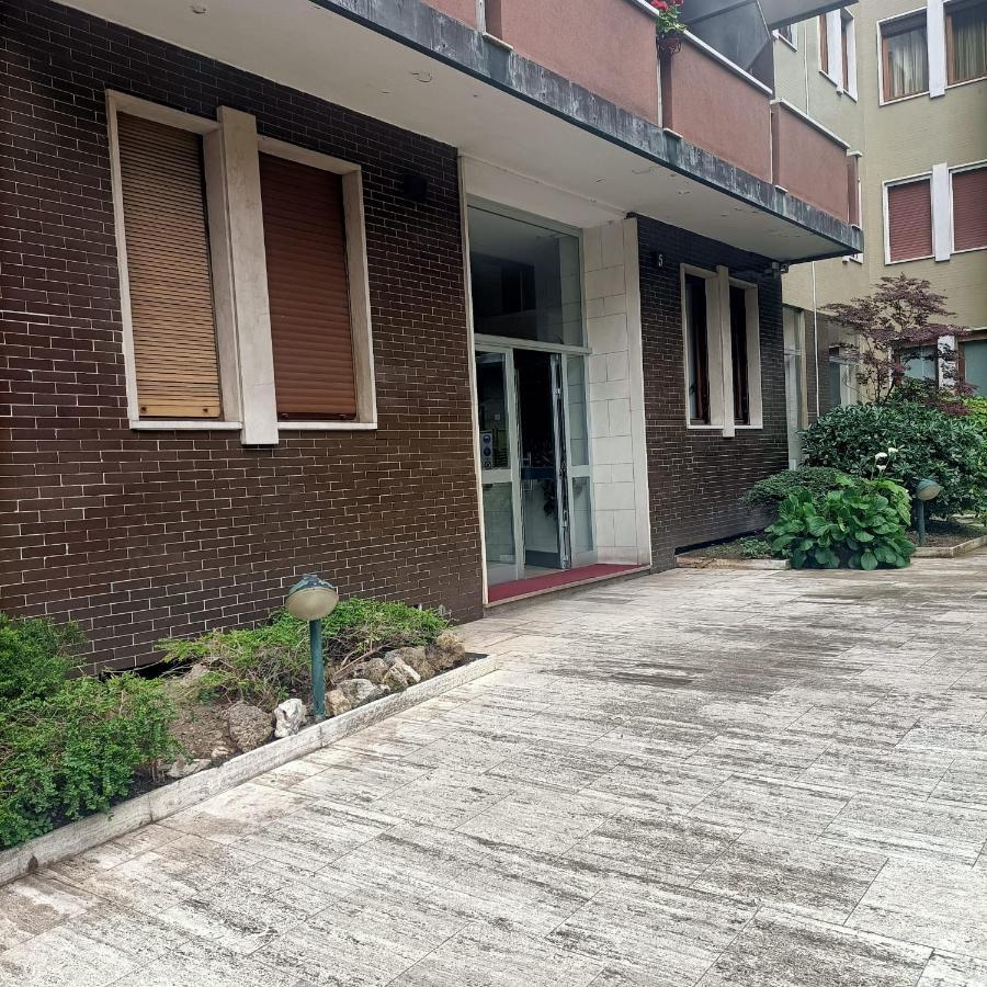 Apartament Egadi House Mediolan Zewnętrze zdjęcie